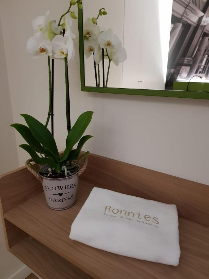 Bonnies Suites & Spa Валенсия Екстериор снимка