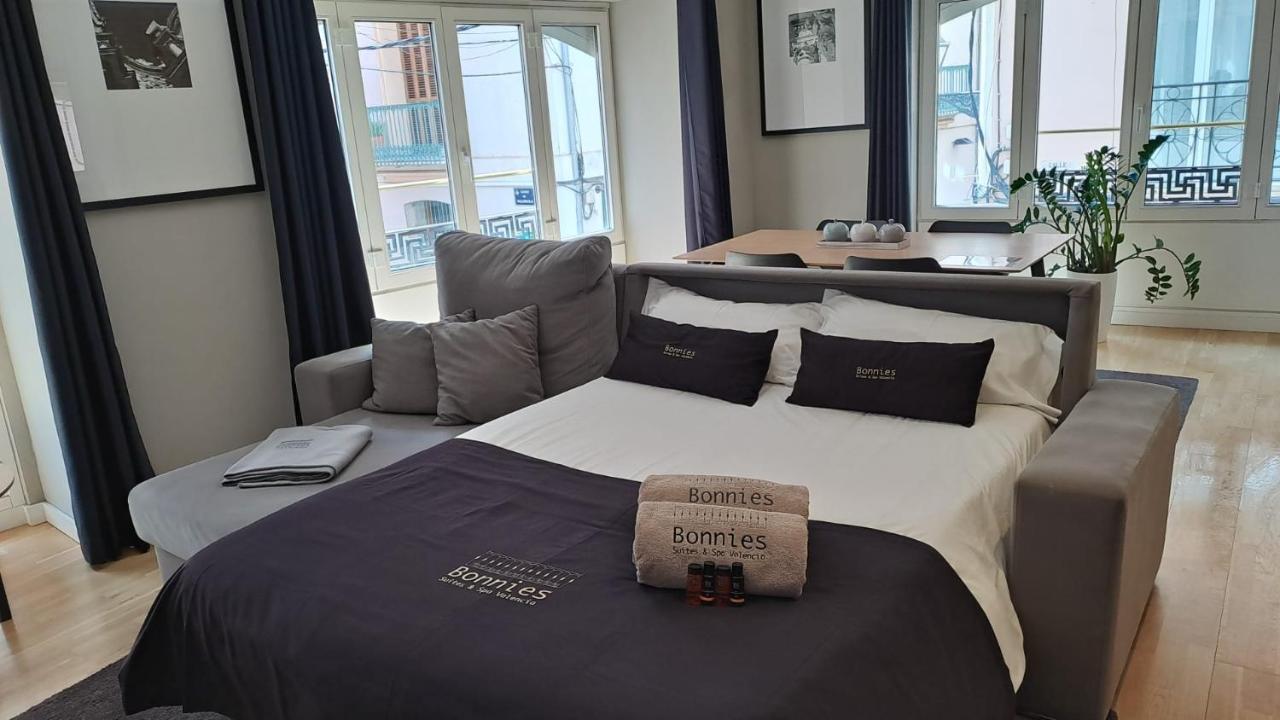 Bonnies Suites & Spa Валенсия Екстериор снимка